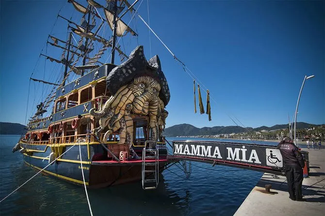 Mamma Mia Pirate Boat
